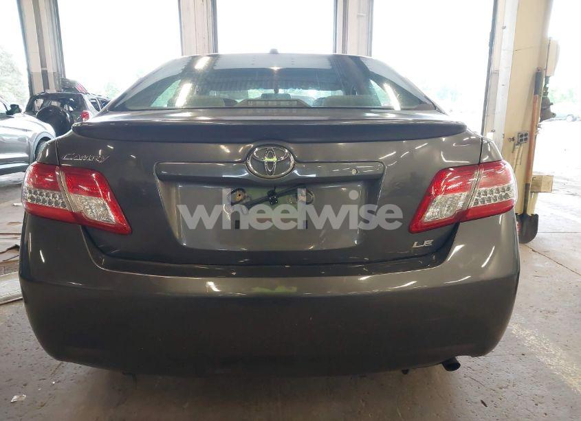 Photo 16 of 2011 Toyota Camry LE (VIN JTNBF3EK4B3009686)