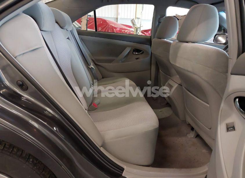 Photo 8 of 2011 Toyota Camry LE (VIN JTNBF3EK4B3009686)