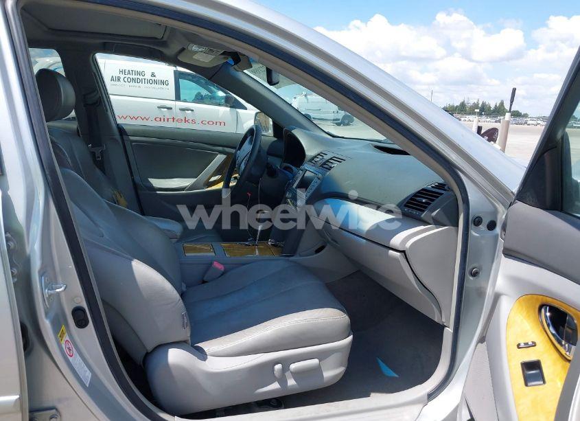 Photo 5 of 2007 Toyota Camry XLE V6 (VIN JTNBK46K273014828)