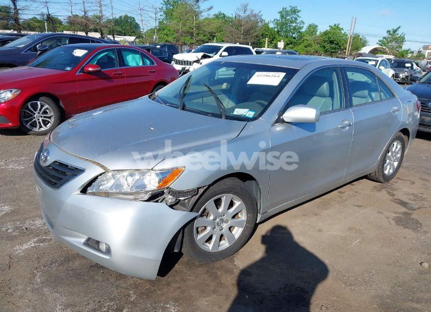 Photo 2 of 2007 Toyota Camry XLE V6 (VIN JTNBK46K473003622)
