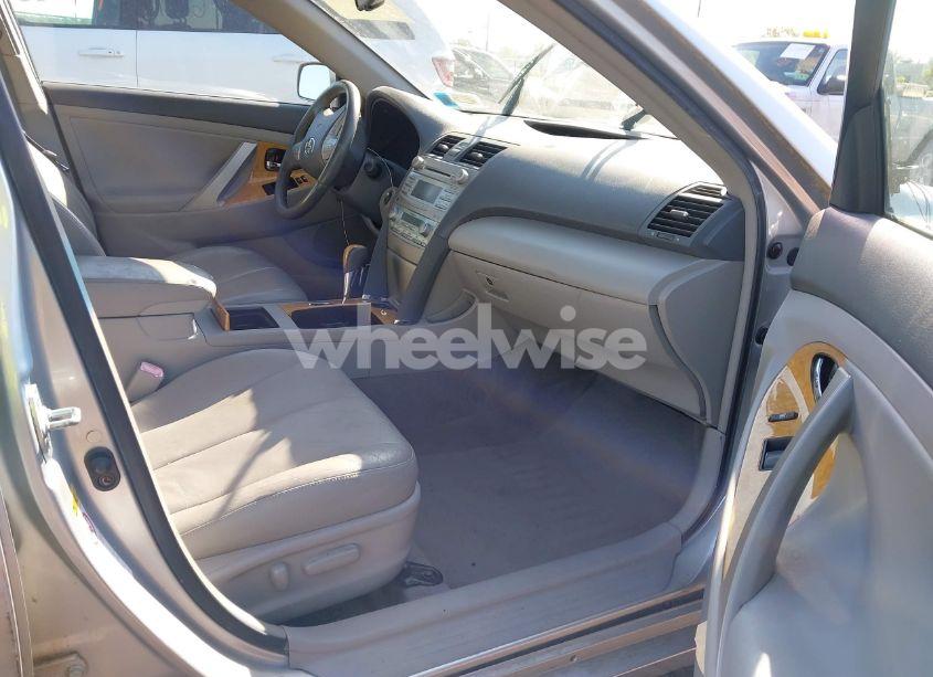 Photo 5 of 2007 Toyota Camry XLE V6 (VIN JTNBK46K473003622)