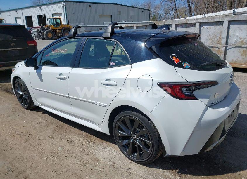 Photo 3 of 2023 Toyota Corolla XSE (VIN JTNC4MBE1P3195211)