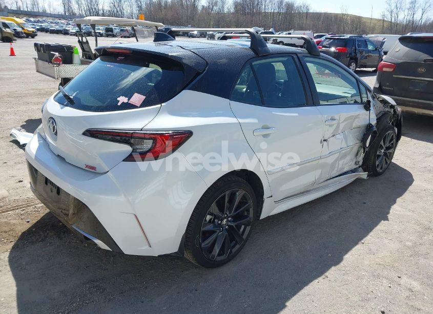 Photo 4 of 2023 Toyota Corolla XSE (VIN JTNC4MBE1P3195211)
