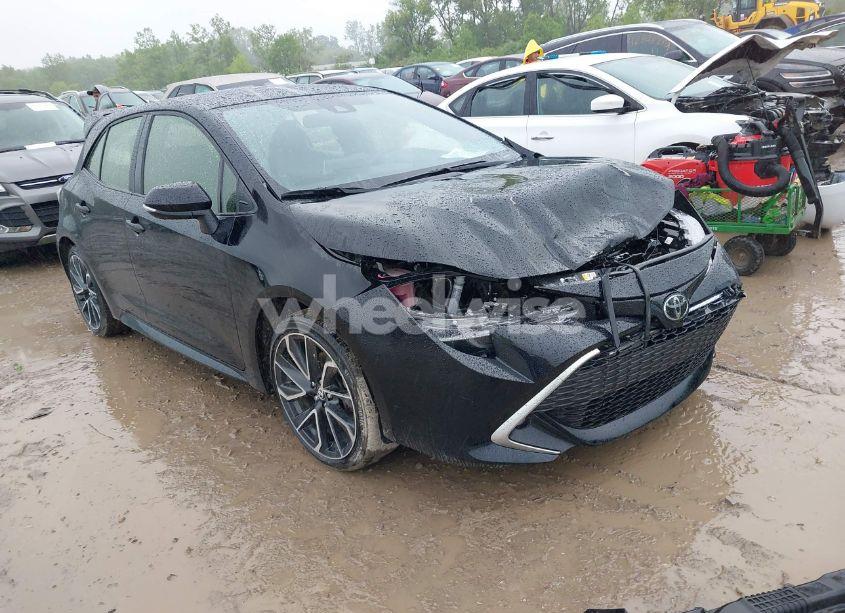 2022 Toyota Corolla XSE (VIN JTNC4MBE2N3188121) main photo