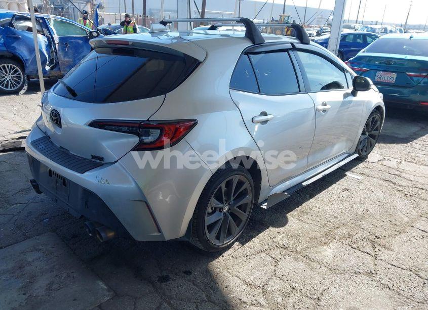 Photo 4 of 2023 Toyota Corolla XSE (VIN JTNC4MBE2P3199817)