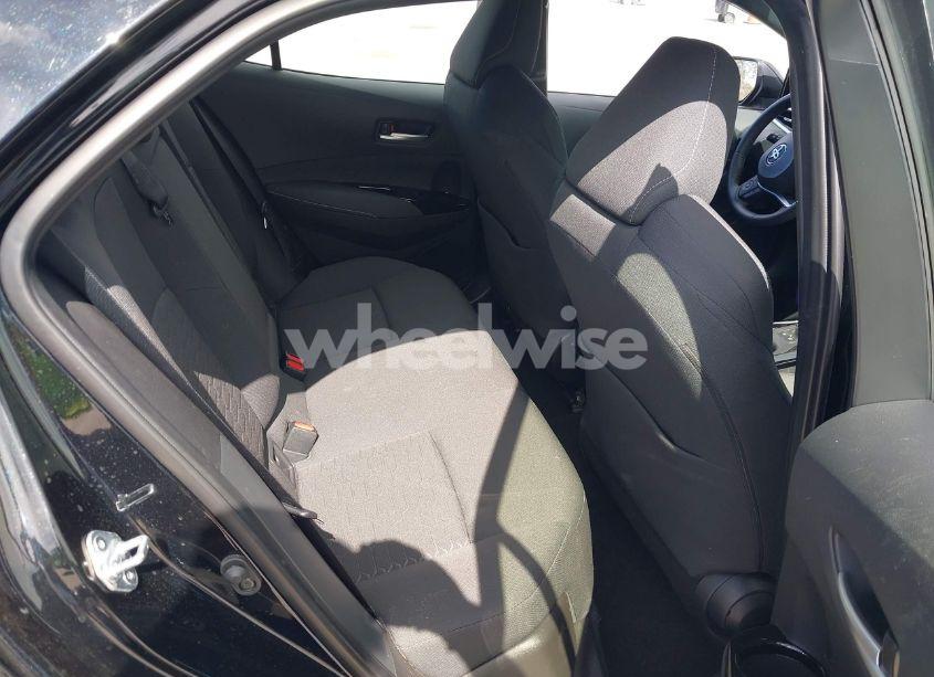 Photo 8 of 2021 Toyota Corolla SE (VIN JTND4MBE2M3127922)