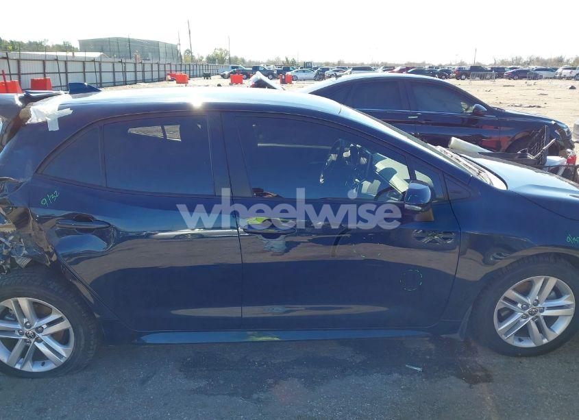 Photo 13 of 2022 Toyota Corolla SE (VIN JTND4MBE2N3153843)