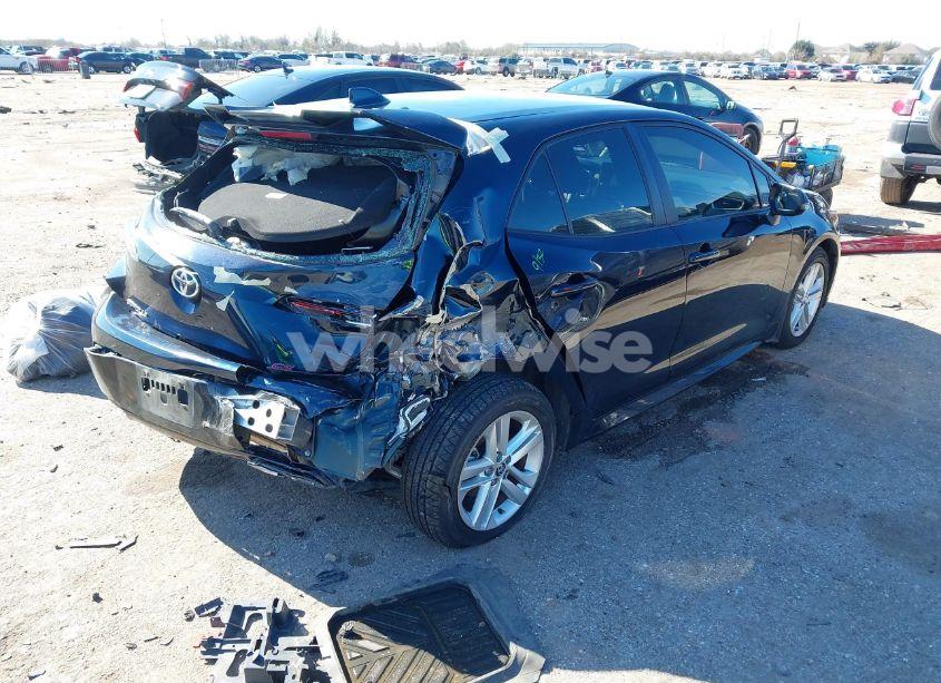 Photo 4 of 2022 Toyota Corolla SE (VIN JTND4MBE2N3153843)