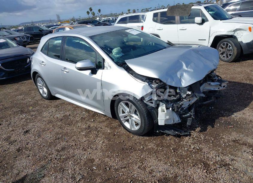 2021 Toyota Corolla SE (VIN JTND4MBE3M3132417) main photo