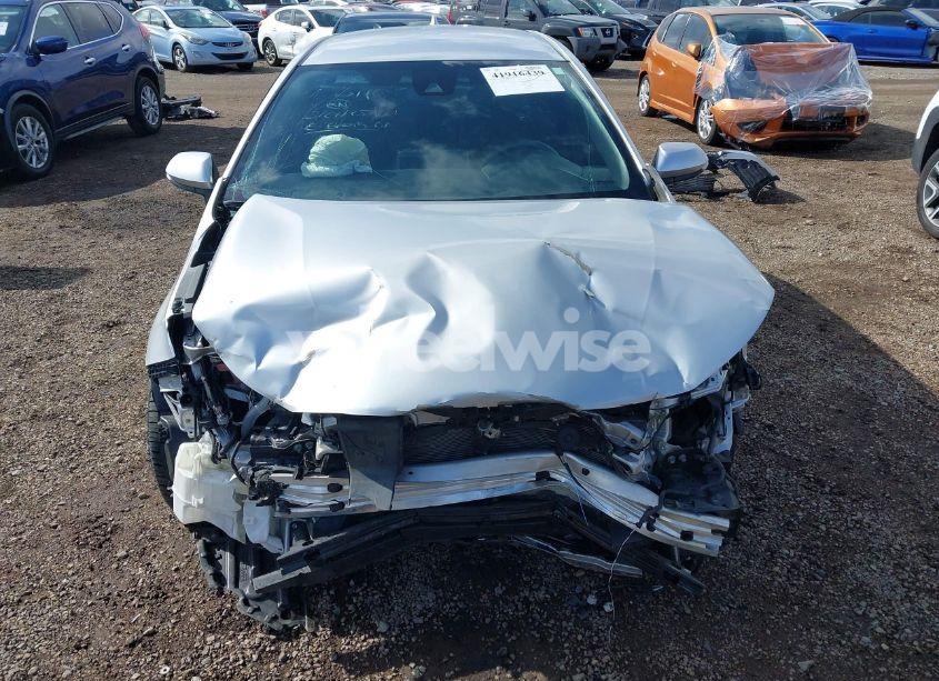 Photo 13 of 2021 Toyota Corolla SE (VIN JTND4MBE3M3132417)