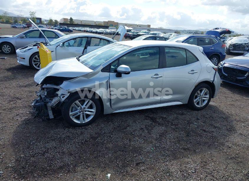 Photo 15 of 2021 Toyota Corolla SE (VIN JTND4MBE3M3132417)