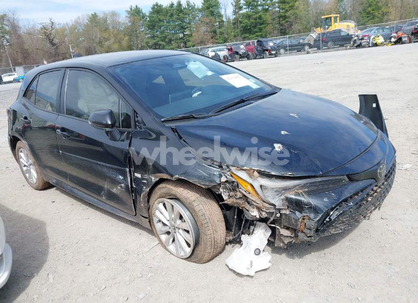 2025 Toyota Corolla SE (VIN JTND4MBE3S3233762) main photo