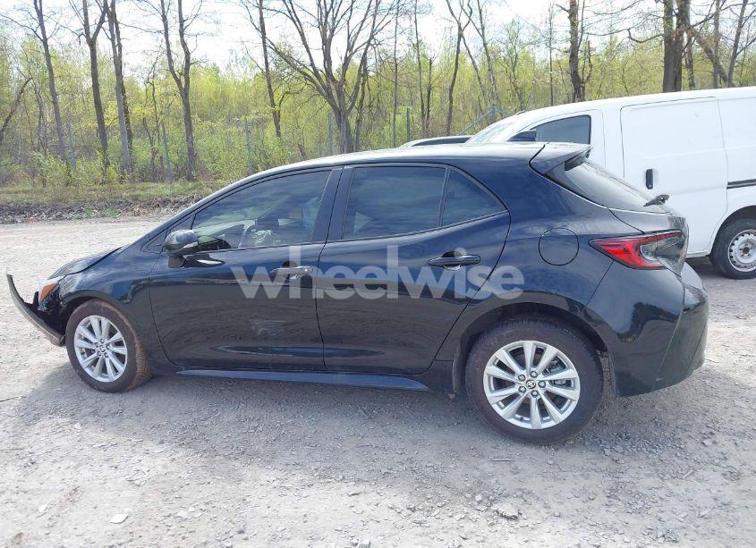 Photo 14 of 2025 Toyota Corolla SE (VIN JTND4MBE3S3233762)