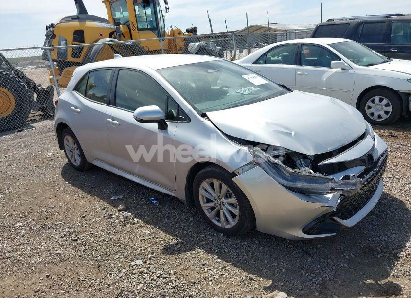 2024 Toyota Corolla SE (VIN JTND4MBE4R3230475) main photo