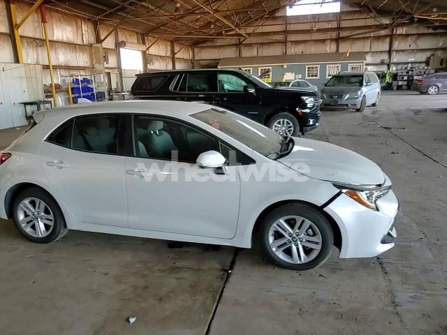 Photo 3 of 2022 TOYOTA COROLLA SE (VIN JTND4MBE5N3169390)