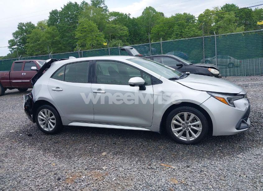 Photo 13 of 2023 Toyota Corolla SE (VIN JTND4MBE6P3201993)