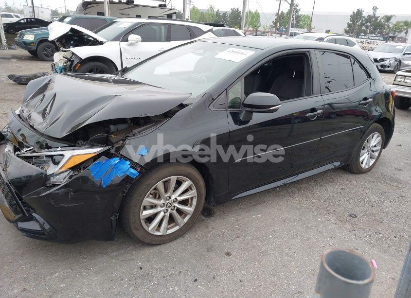 Photo 2 of 2023 Toyota Corolla SE (VIN JTND4MBE7P3193113)