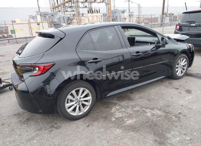 Photo 4 of 2023 Toyota Corolla SE (VIN JTND4MBE7P3193113)