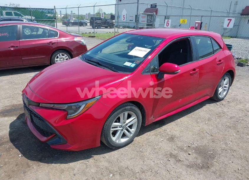 Photo 2 of 2021 Toyota Corolla SE/XSE/NIGHT SHADE (VIN JTND4MBEXM3138358)