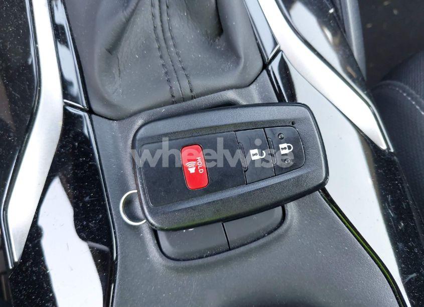 Photo 11 of 2021 Toyota Corolla SE (VIN JTND4MBEXM3139722)