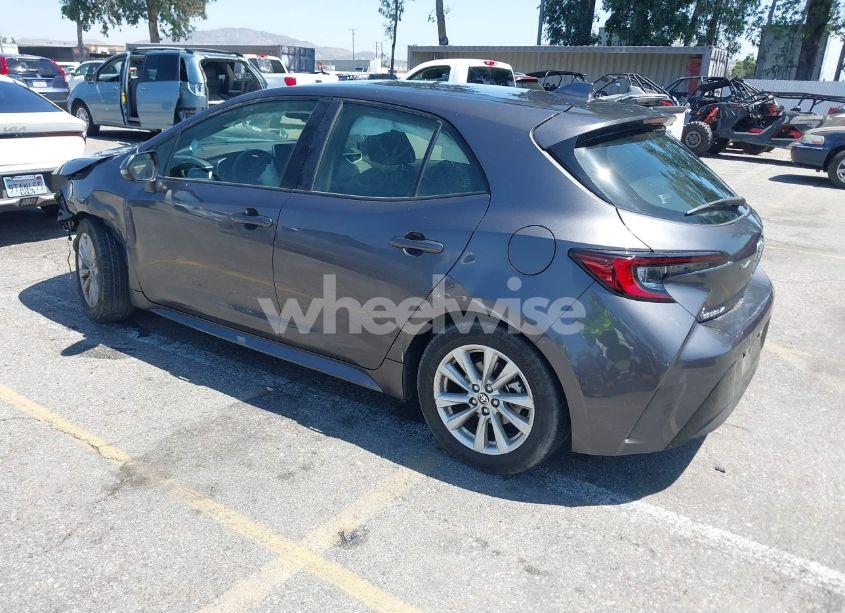 Photo 3 of 2023 Toyota Corolla SE (VIN JTND4MBEXP3199388)