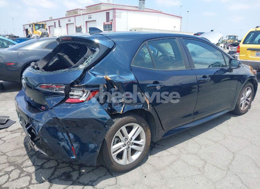 Photo 4 of 2020 Toyota Corolla SE (VIN JTND4RBE2L3080516)