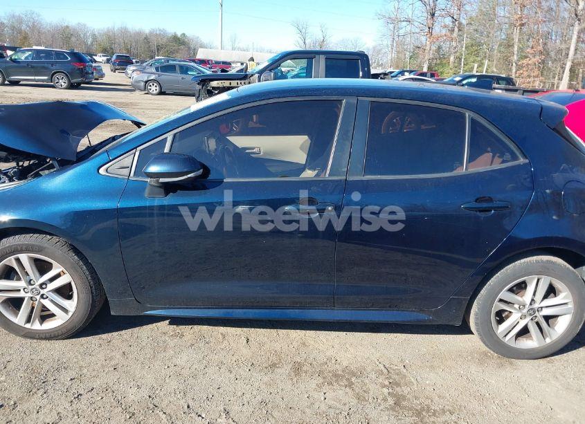 Photo 14 of 2020 Toyota Corolla SE (VIN JTND4RBE4L3084518)