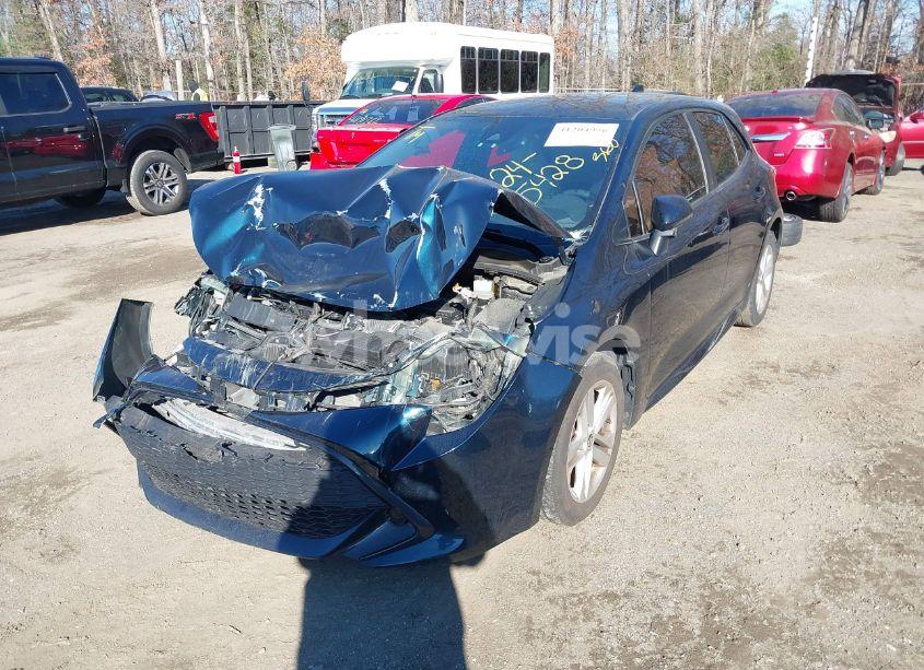 Photo 2 of 2020 Toyota Corolla SE (VIN JTND4RBE4L3084518)