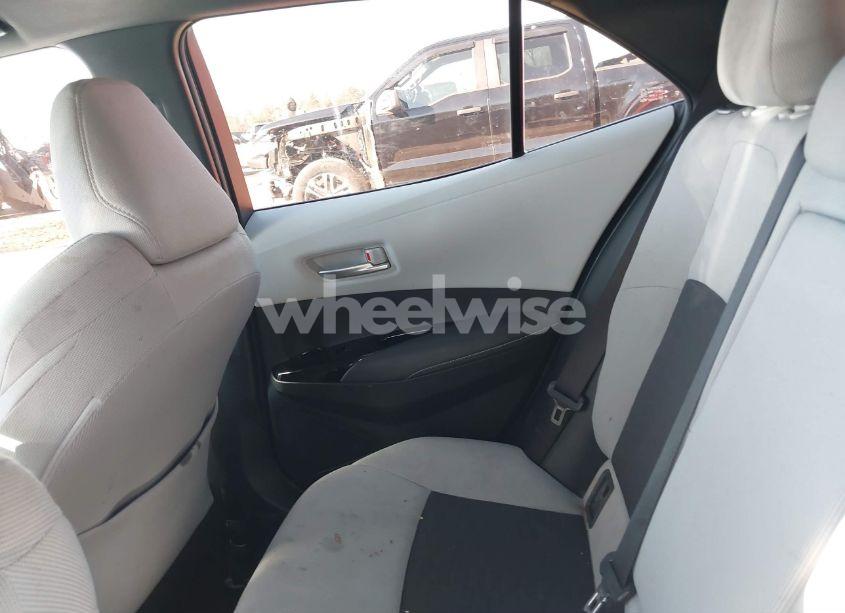 Photo 8 of 2020 Toyota Corolla SE (VIN JTND4RBE4L3084518)