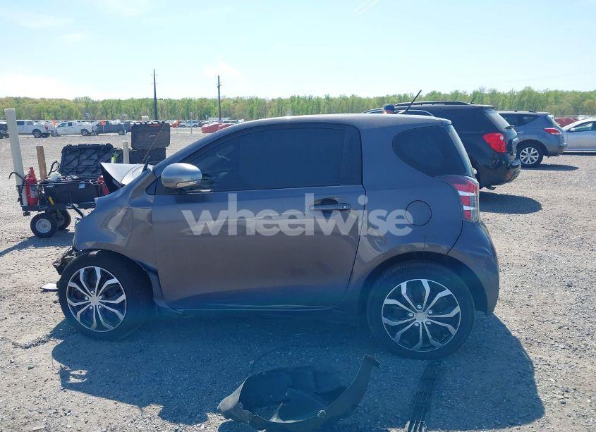 Photo 14 of 2012 Scion Iq N/A (VIN JTNJJXB0XCJ013923)