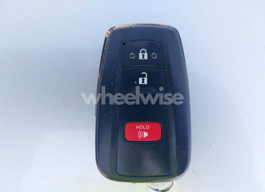 Photo 11 of 2019 Toyota Corolla SE (VIN JTNK4RBE3K3034568)