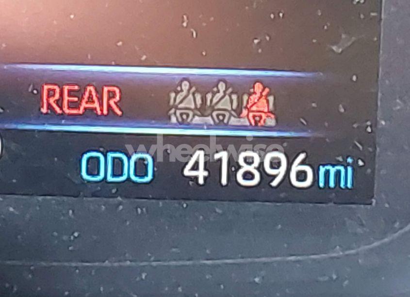 Photo 15 of 2019 Toyota Corolla SE (VIN JTNK4RBE3K3034568)