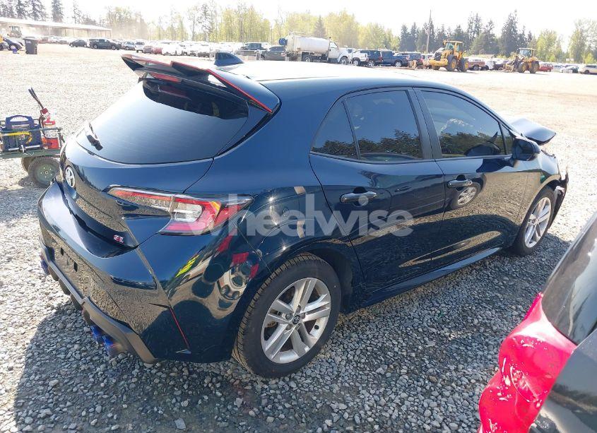 Photo 4 of 2019 Toyota Corolla SE (VIN JTNK4RBE3K3034568)