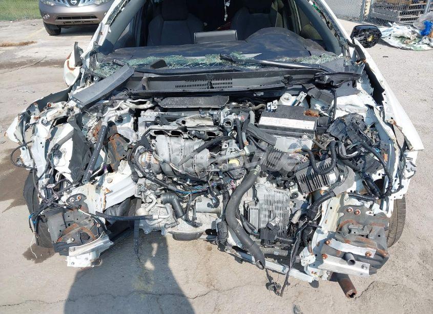 Photo 10 of 2019 Toyota Corolla SE (VIN JTNK4RBE3K3035221)