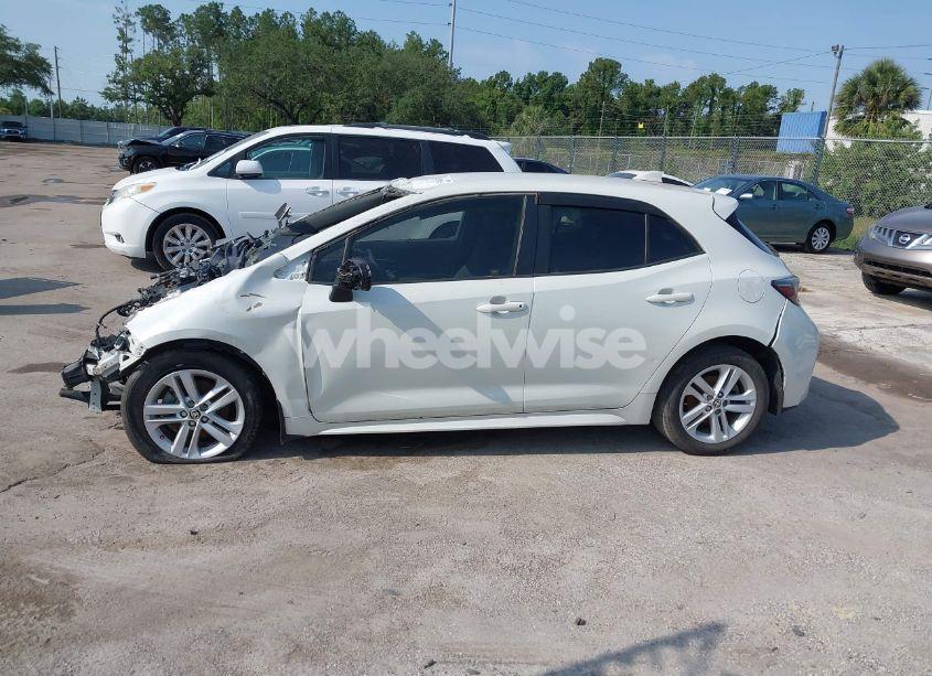 Photo 13 of 2019 Toyota Corolla SE (VIN JTNK4RBE3K3035221)