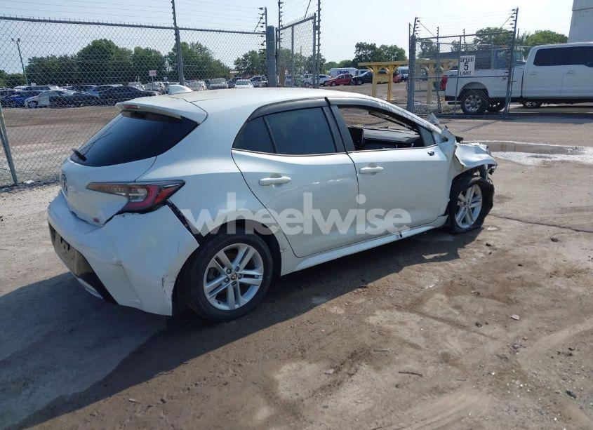 Photo 4 of 2019 Toyota Corolla SE (VIN JTNK4RBE3K3035221)