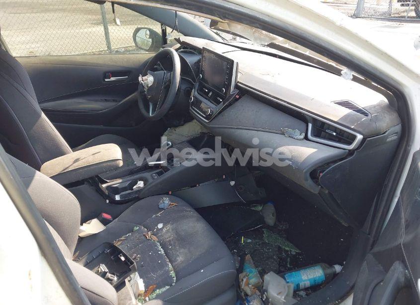 Photo 5 of 2019 Toyota Corolla SE (VIN JTNK4RBE3K3035221)