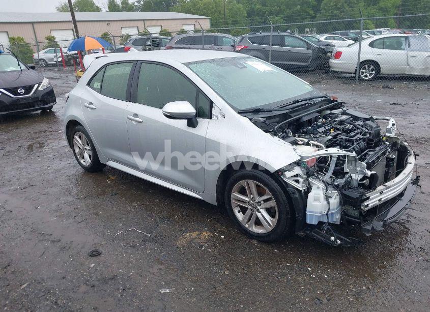 2019 Toyota Corolla SE (VIN JTNK4RBE3K3064007) main photo