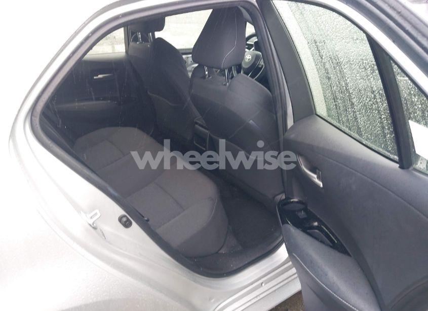 Photo 8 of 2019 Toyota Corolla SE (VIN JTNK4RBE3K3064007)