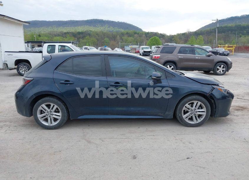 Photo 13 of 2019 Toyota Corolla SE (VIN JTNK4RBE3K3067750)