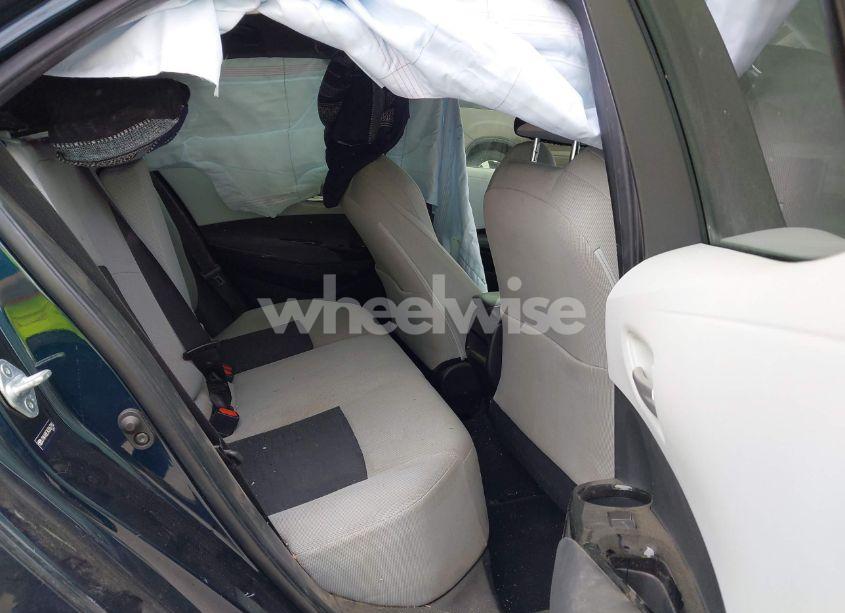 Photo 8 of 2019 Toyota Corolla SE (VIN JTNK4RBE3K3067750)