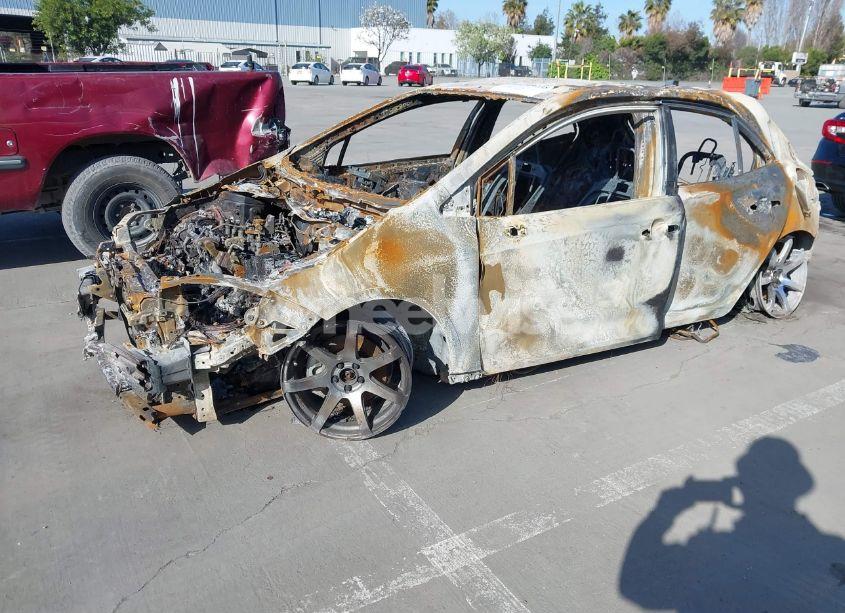 Photo 2 of 2019 Toyota Corolla SE (VIN JTNK4RBE5K3003497)