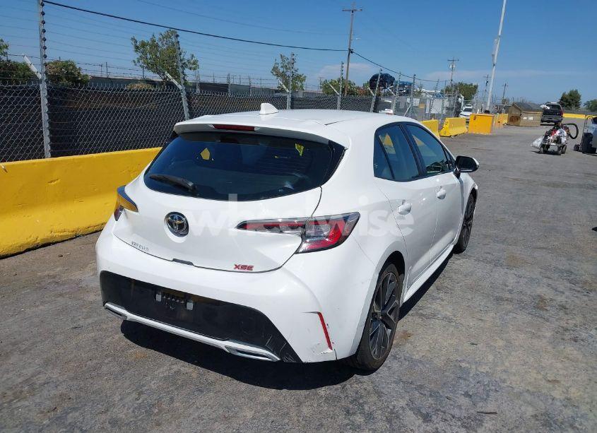 Photo 4 of 2019 Toyota Corolla XSE (VIN JTNK4RBE5K3052599)