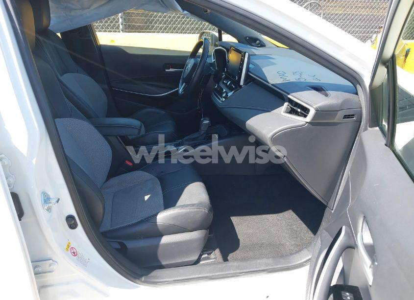 Photo 5 of 2019 Toyota Corolla XSE (VIN JTNK4RBE5K3052599)