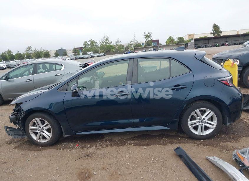 Photo 15 of 2019 Toyota Corolla SE (VIN JTNK4RBE6K3053289)