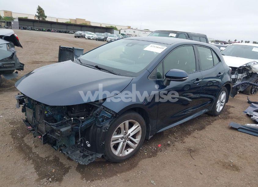 Photo 2 of 2019 Toyota Corolla SE (VIN JTNK4RBE6K3053289)
