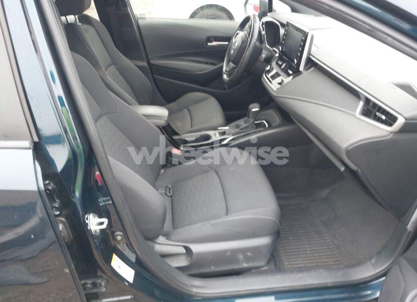 Photo 5 of 2019 Toyota Corolla SE (VIN JTNK4RBE6K3053289)