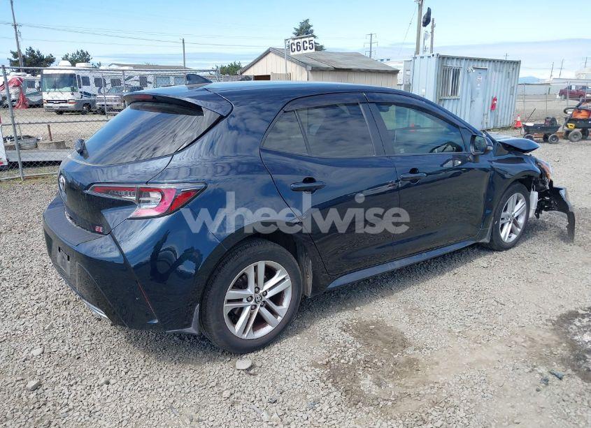 Photo 4 of 2019 Toyota Corolla SE (VIN JTNK4RBEXK3017153)