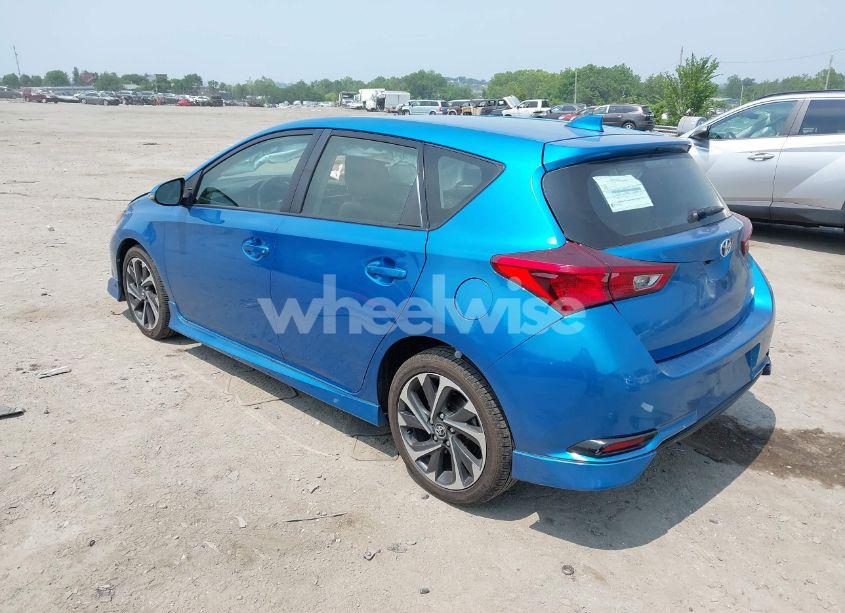 Photo 3 of 2017 Toyota Corolla IM (VIN JTNKARJE0HJ528885)