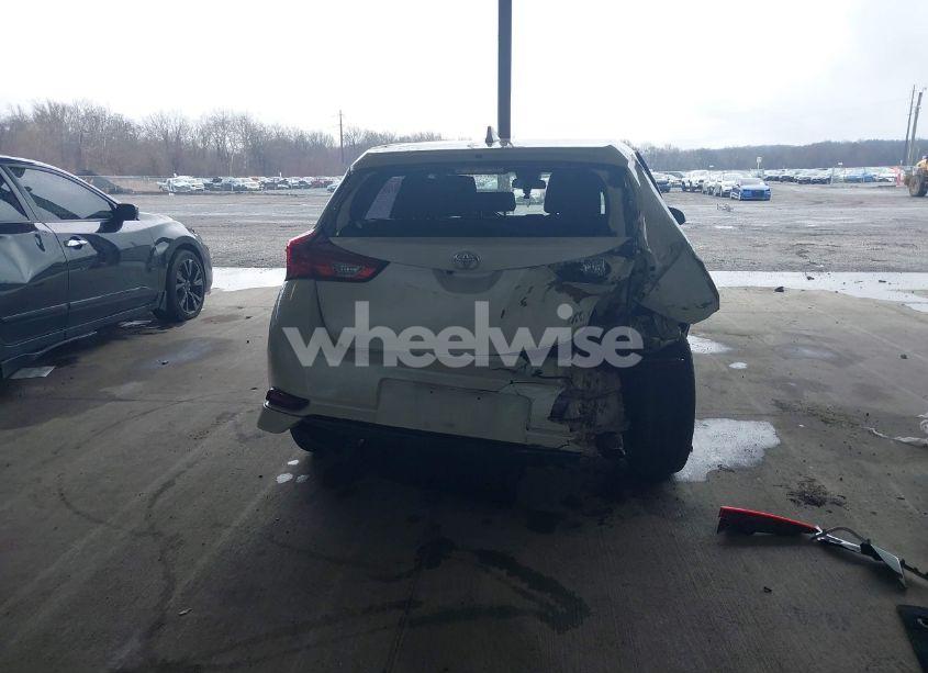 Photo 17 of 2017 Toyota Corolla IM (VIN JTNKARJE1HJ536414)